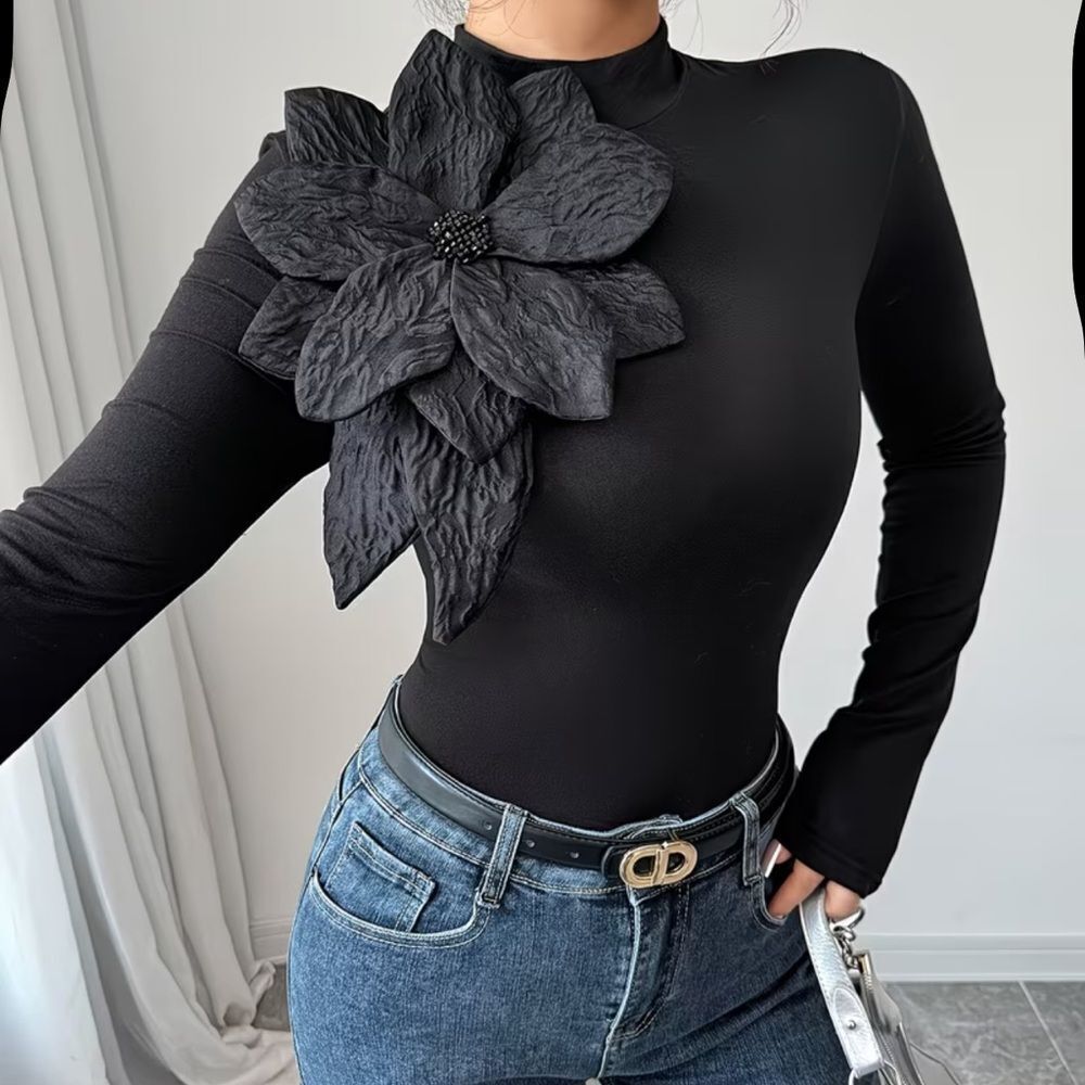 MISSLOOK Black Long-Sleeve Top with Oversized Floral Applique